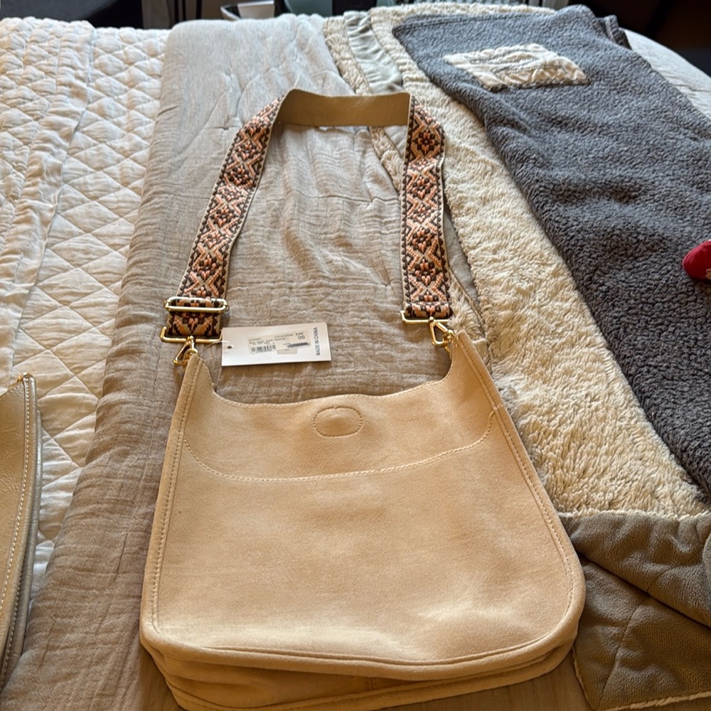 Adorned bag. Cream